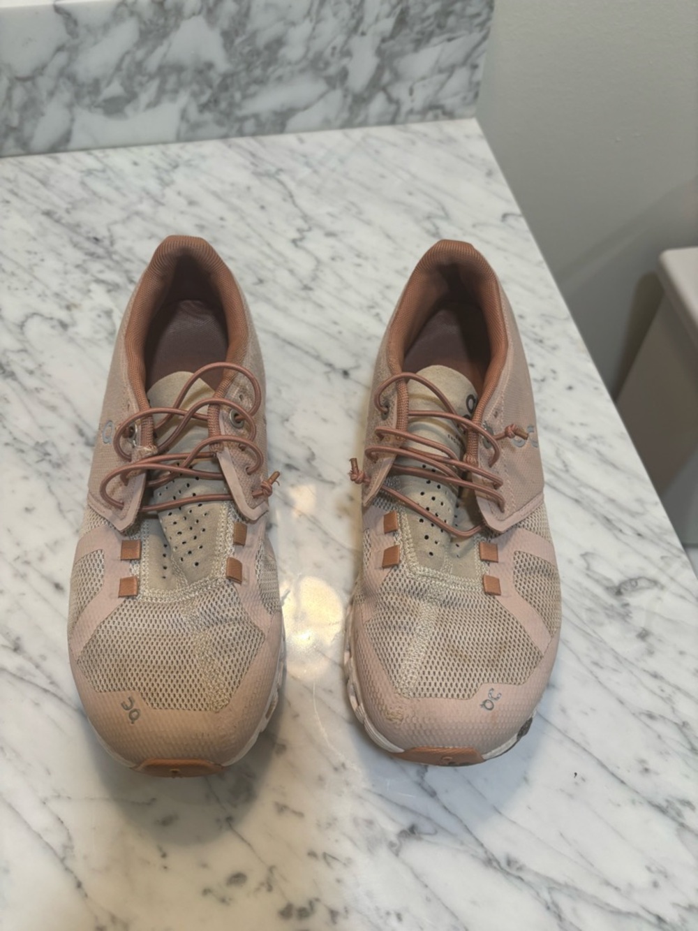 On Running Women's Pink Mesh Sneakers - Light Blush